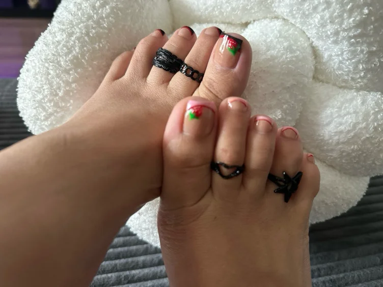 Toes done 77.77