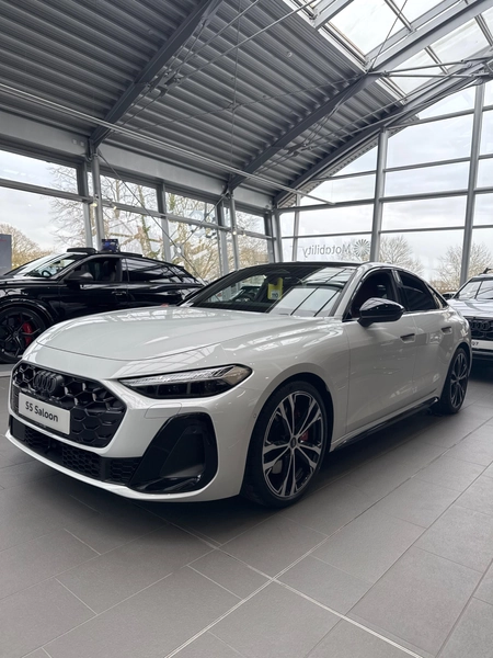  White Audi S5 3.0 TFSI Edition 1 Saloon S Tronic quattro Euro 6 (s/s) 5dr for sale for £64,455  in Southend, Essex