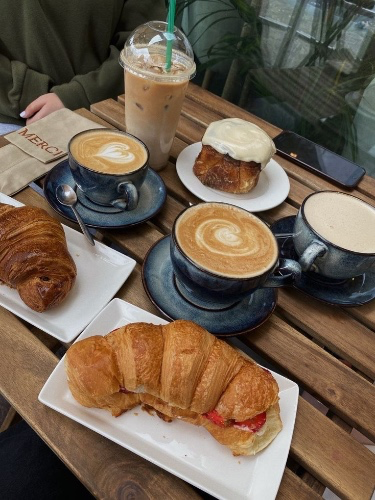 Coffee with a friend ☕️