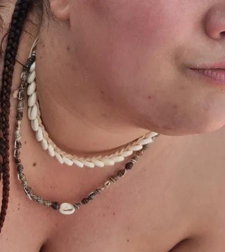 Collier de coquillage 
