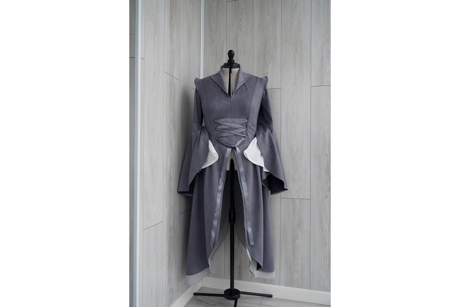 Arwen "chase" LOTR cosplay