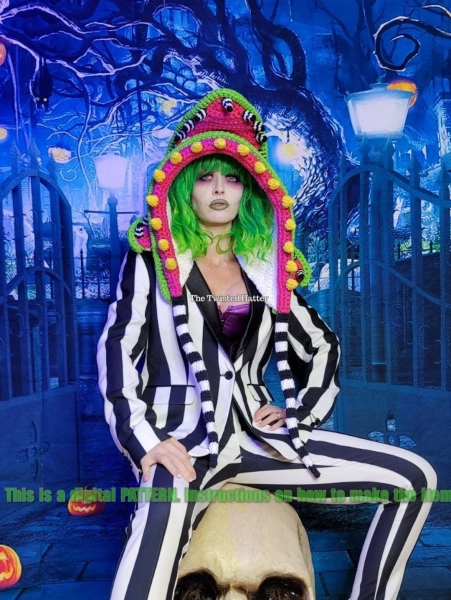 The Twisted Toothy Terror Hood PATTERN. This is a Digital Crochet Pattern. Read Entire Description Prior to Purchase. - Etsy Egypt