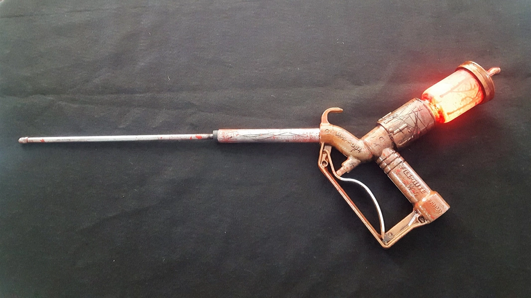 Bioshock "Little Sister ADAM Needle" Prop