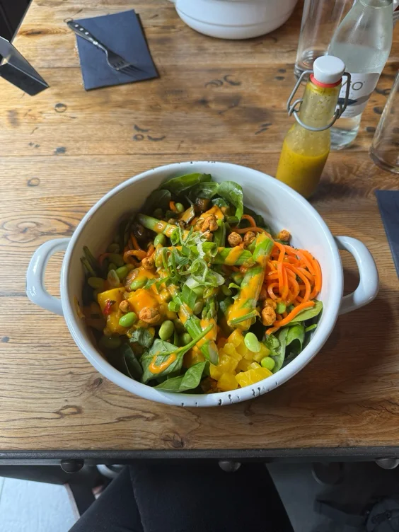 Take me to a dinner date