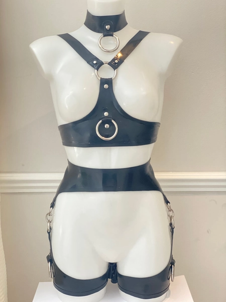 Latex ring harness ‘Leda’