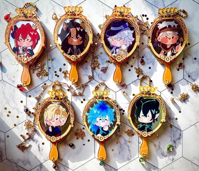 Villains Mirror Charm