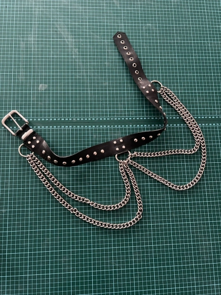 Black studded belt with chains: UK 8 — Antidote London Latex