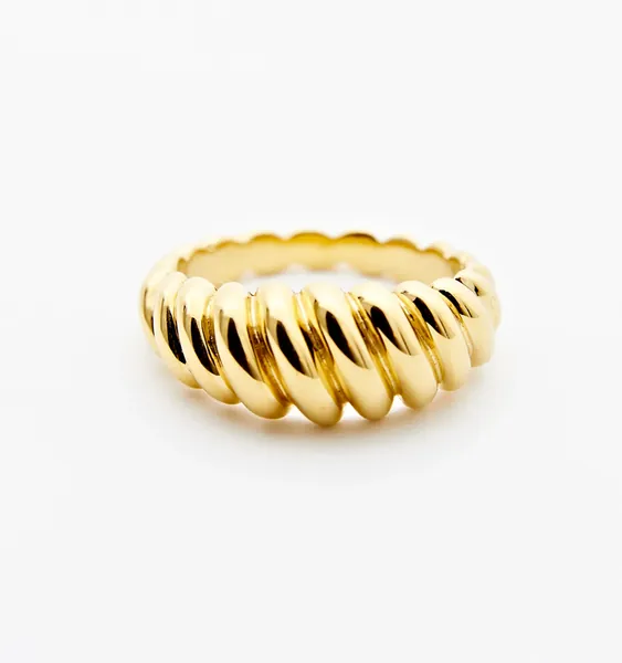 Swell Twist Ring