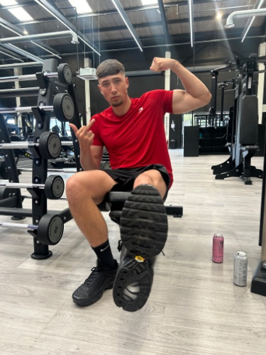 New gym gear 💪🏼😈