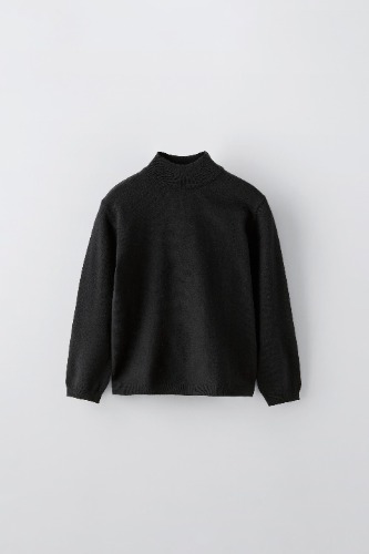 BASIC KNIT SWEATER