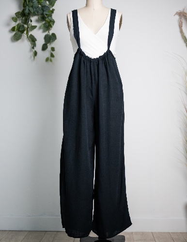 Lenora Jumpsuit by Sozy - Black / M