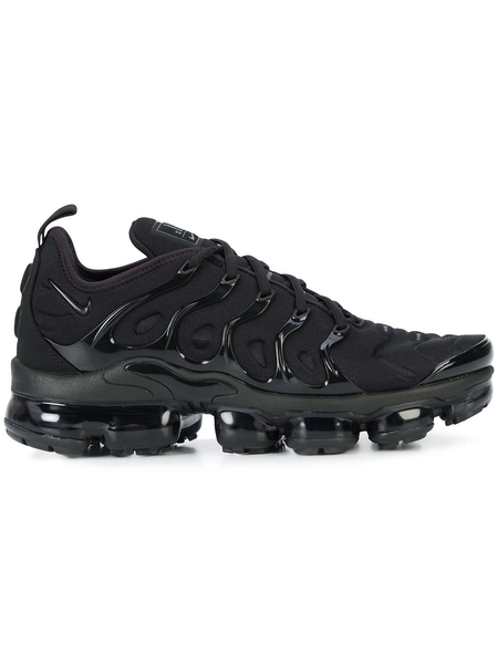 Nike Air Vapormax Plus "Triple Black" Sneakers | Black | FARFETCH TH