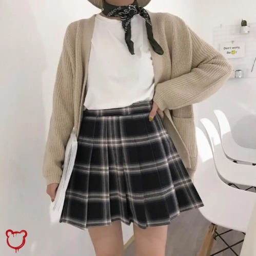 Grunge Plaid Mini Skirt - black / M