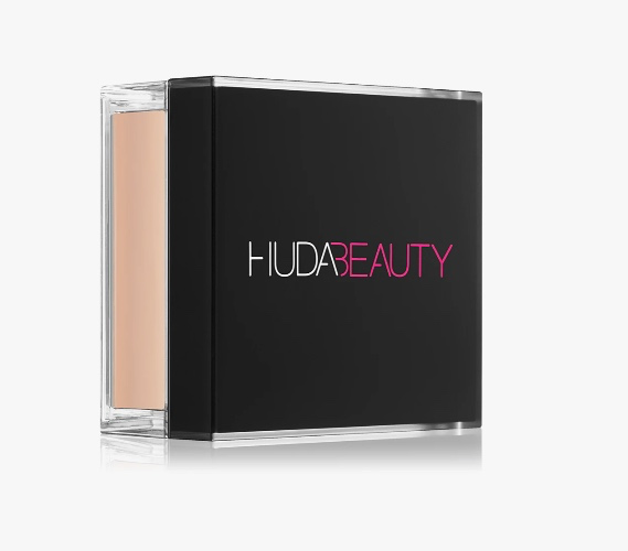 HudaBeauty Powder 
