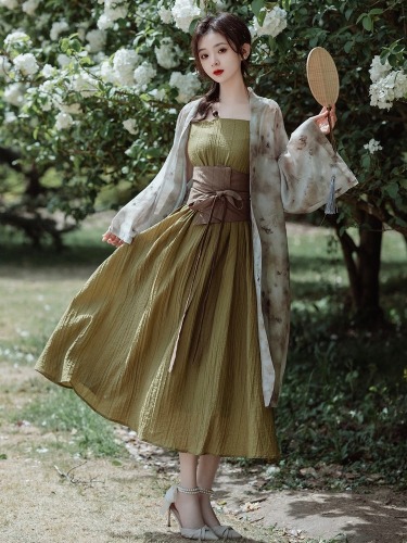 Sandalwood Modern Tang Style Hanfu Dress | M / Complete Set
