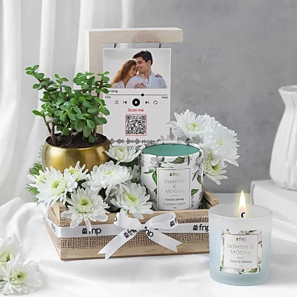 Personalised Love and Fortune Gift Box - FNP