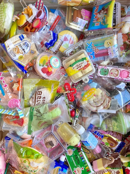 Trinket Scoop Mystery Bag | 3 PIECES (Japanese Gachapon)