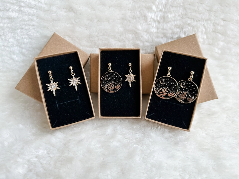 Velaris Earrings, Stars Earrings, Cosplay Jewelry, Costume Earrings, Bookish Earrings, Bookish Jewelry, Bookish Gift, Free Shipping