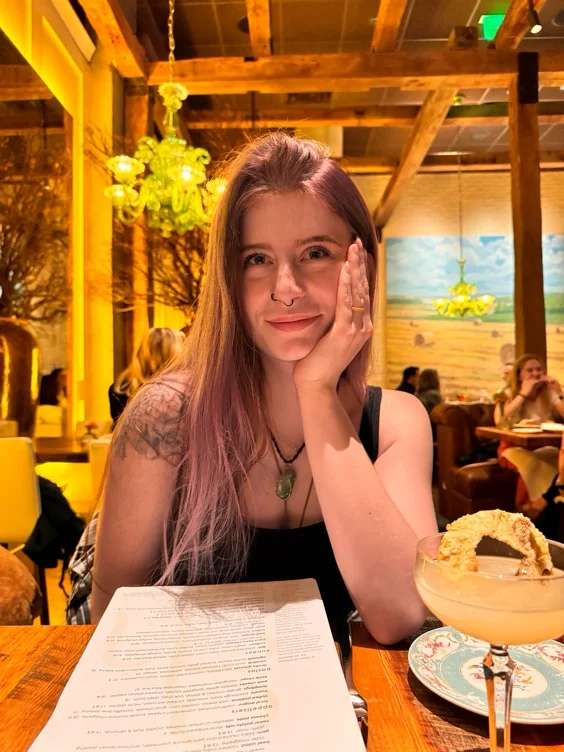 ♥ 𝙁𝙪𝙣𝙙 𝙜𝙞𝙧𝙡𝙨 𝙣𝙞𝙜𝙝𝙩 ♥