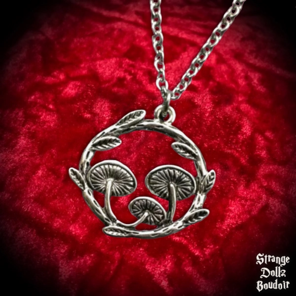 Mushroom Wreath Necklace, Cottagecore, Witchy Gothic, Strange Dollz Boudoir