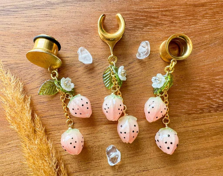 6g (4mm) - 1 3/16 (30mm) &quot;Blushing Strawberry Drops&quot; Hiders Drop Dangle Earrings Gauges/Earplugs Plugs