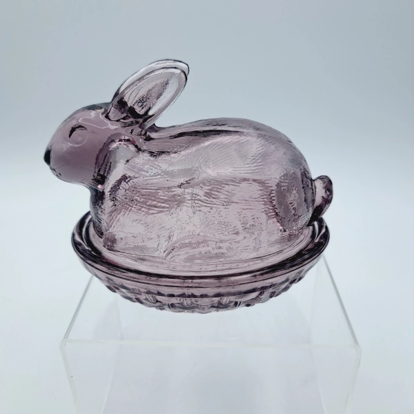 Vintage L E Smith Covered Bunny on Nest, Collectible Smith Glass, Smith Purple Rabbit on Nest, Wedding Gift, Original Sticker