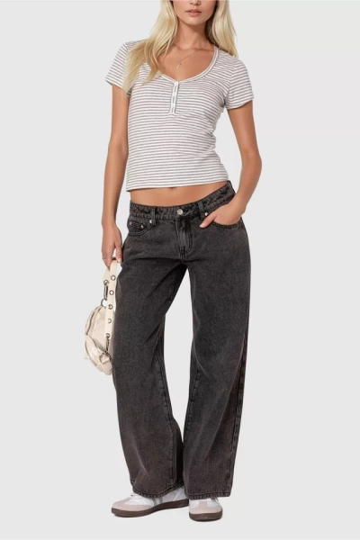 Edikted Petite Raelynn Washed Low Rise Jeans