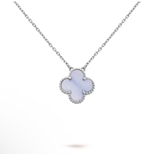 Vintage Alhambra pendant