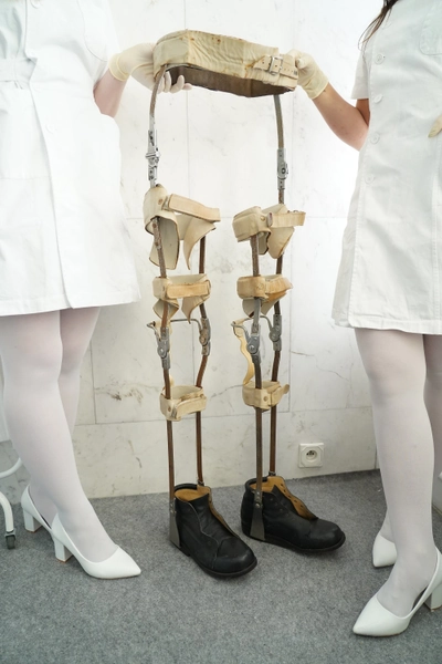 Rare HKAFO Leg Braces -  Vintage Hip Knee Ankle Foot Orthosis with Orthopedic Boots.
