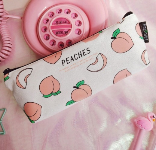 Peaches Makeup Bag - White Peaches