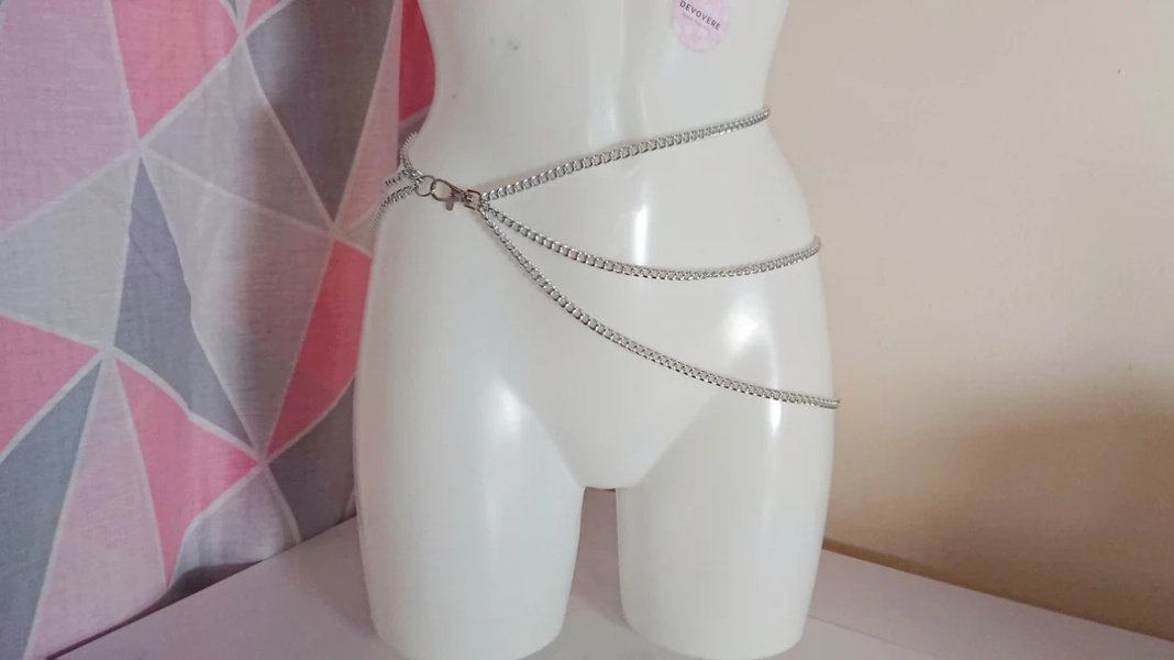 Sunflower Body Chain Harness // Unisex Made to Measure Customizable Belly Chain, Alt Accessories, Plus Size Friendly Queer Fashion - Etsy UK