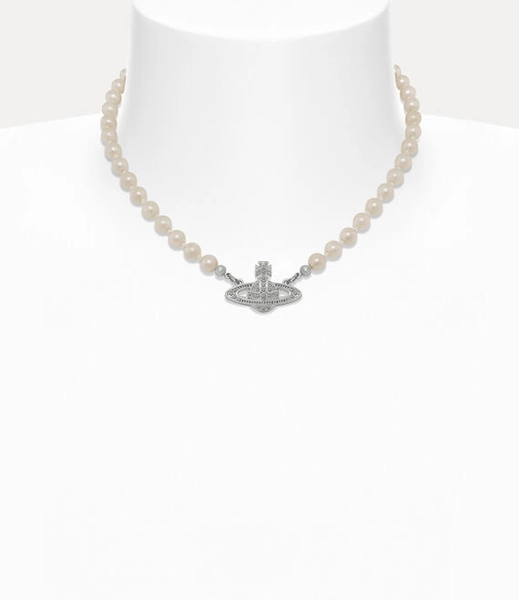 Mini Bas Relief Pearl Choker