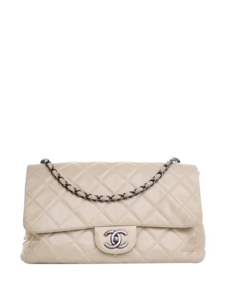 2014-2015 Large Quilted Glazed Calfskin Coco Soft Flap shoulder bag | One Size