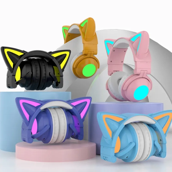 RGB Cute Streamer Cat Ear Wireless Headsets with Mic 7.1, Bluetooth 5.0