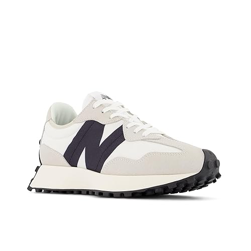 New Balance Women's Classic Sneaker - 9.5 - Sea Salt/White
