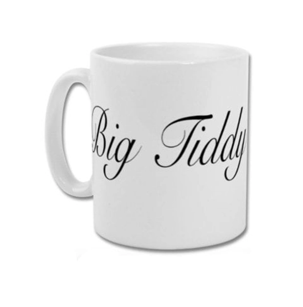 Big tiddy Goth girl mug