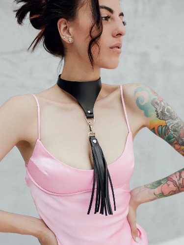 Bleak & Sleek Impulse Choker | M / black