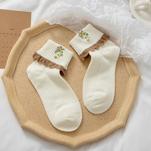 Cozy Cute Autumnal Socks (1 Pair) - White / EUR 34-39 / CHINA