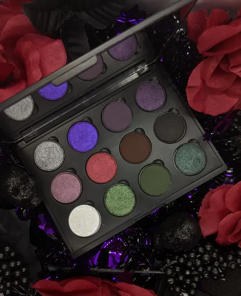 The Baleful Bog - 12 Eyeshadow Palette / Bundle Purple, Red, Green