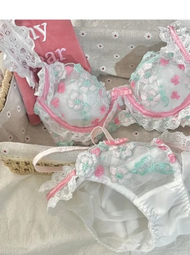 Cottage Vintage Lingerie Set - Florals / L