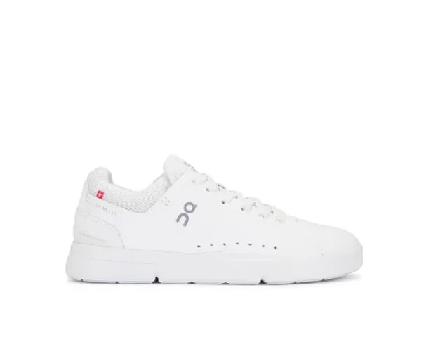 On sneakers [boyfriend]