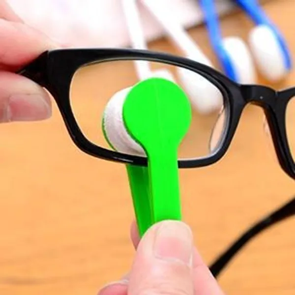 Reido - Eyeglasses Tweezer Cleaner | YesStyle