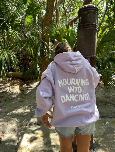 "mourning into dancing" hoodie in purple | medium