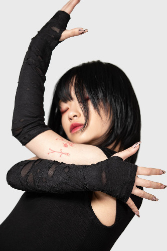 Isqesis Gloves | One Size / Black / 100% Polyester