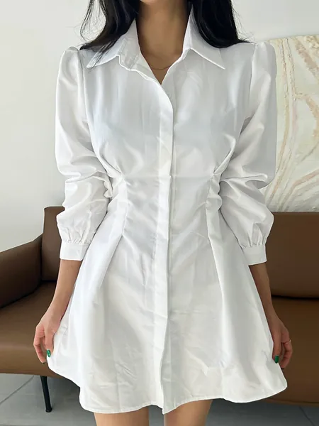 DAZY Vestido camisero de cintura elástica botón oculto delantero