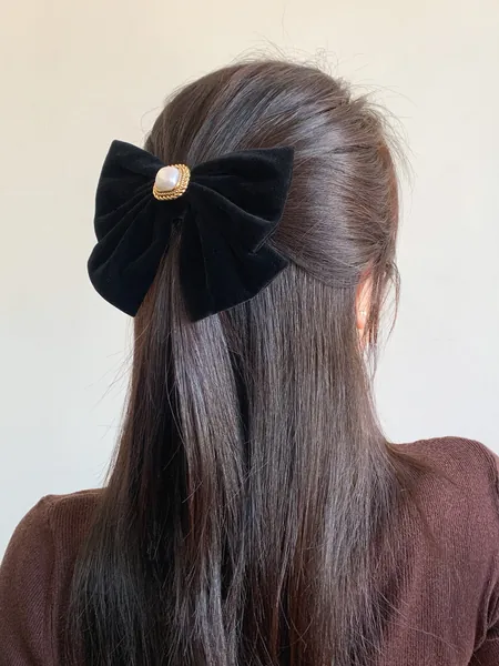 Horquilla con diseño de lazo