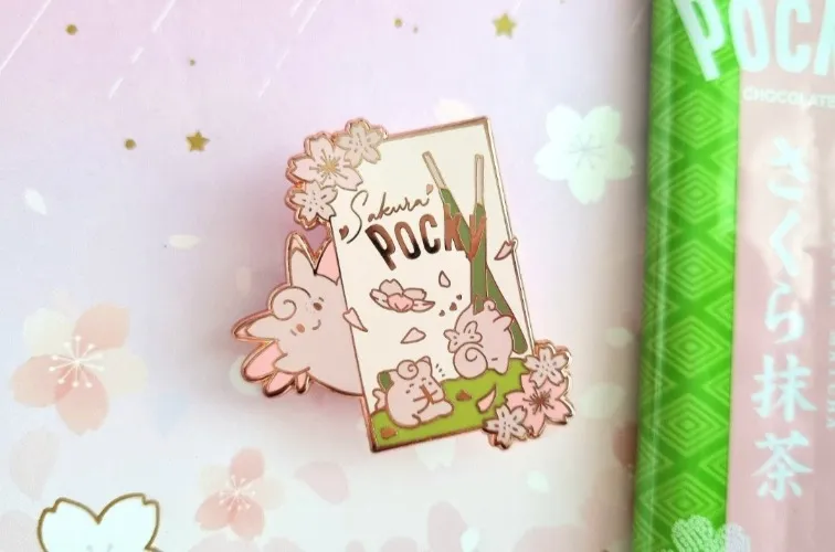 Sakura Matcha Snacks Roségold Hart Emaille Pin: Clefairy Pocky 