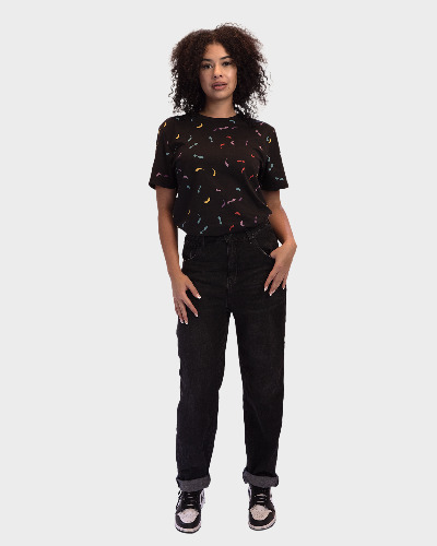 Fazbear Entertainment Confetti Tee | L