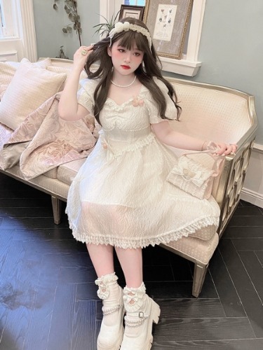 Apricot Floral Decorative Beaded Sweetheart Neckline Short Puff Sleeves Dress