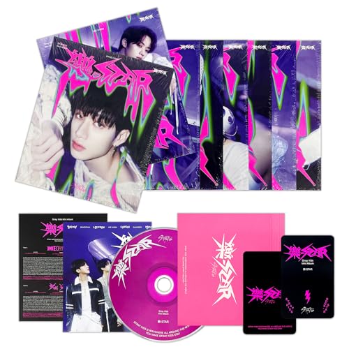 Stray Kids - -Rock-STAR (POSTCARD Ver. - RANDOM) Out Box + Postcard Set + CD-R + Lyrics Paper + Mini Folded Poster + Photocard + 1 Hologram Photocard